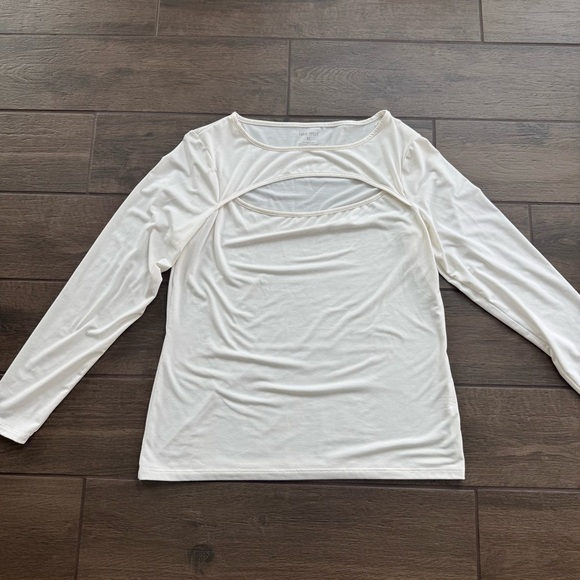 Nine West Off  White Cut Out Blouse - Picture 1 of 3